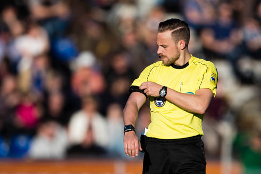 Domare Kristoffer Karlsson