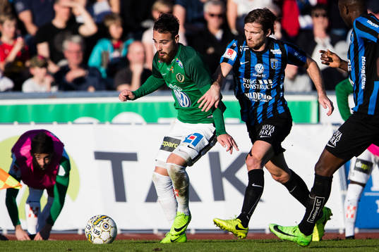 Jönköpings Dzenis Kozica jagas av Sirius Jesper Arvidsson