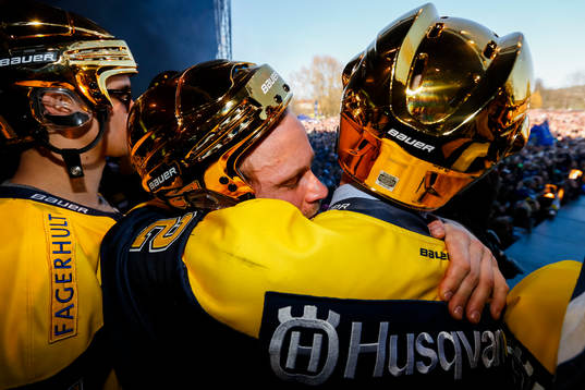 s Mattias Tedenby i tårar