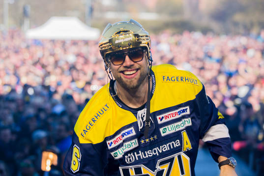 s Christoffer Persson