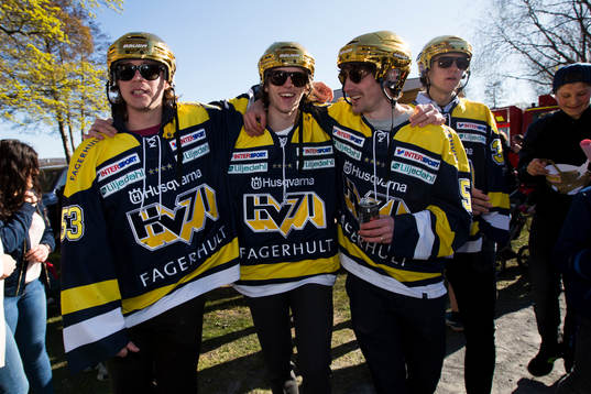 s målvakt Fredrik Pettersson-Wentzel, Niklas Hansson, Adam