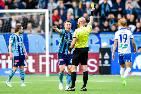 Djurgårdens Kim Källström reagerar
