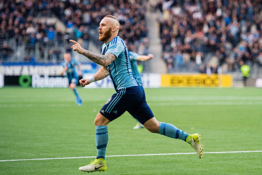 Djurgårdens Magnus Eriksson jublar