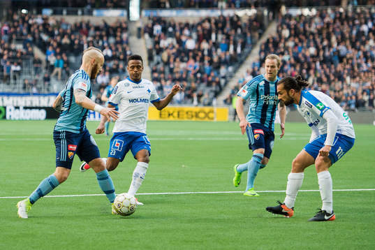 Norrköpings Niclas Eliasson utmanar Djurgårdens Magnus