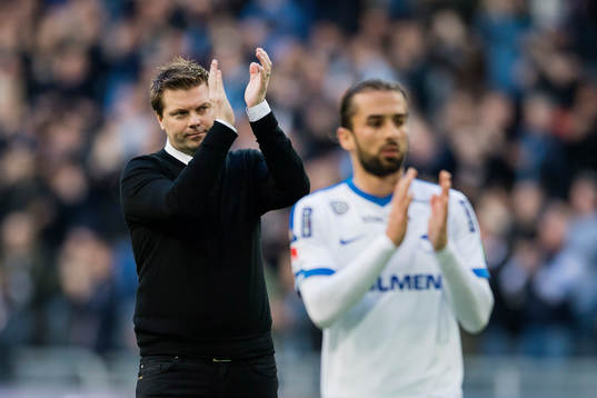 Norrköpings tränare Jens Gustafsson tackar publiken