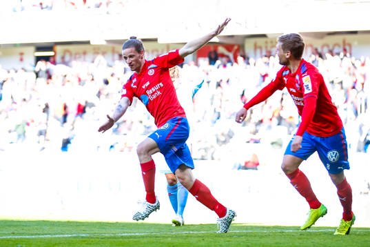 Helsingborgs Jesper Lange jublar