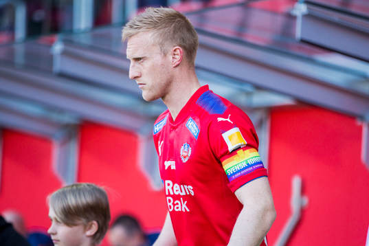 Helsingborgs Peter Larsson kommer in