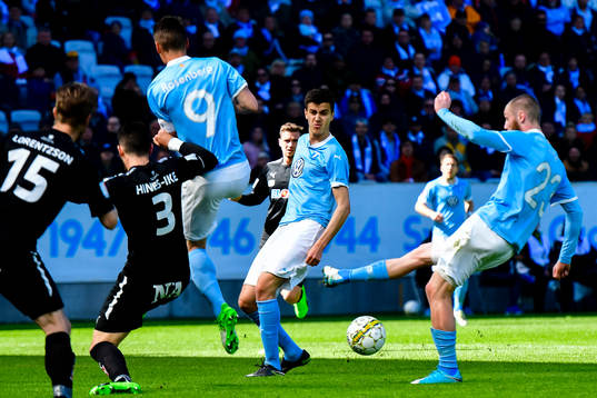 Malmö FFs Markus Rosenberg , Alexander Jeremejeff och Jo
