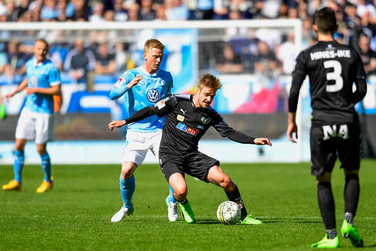 Malmö FFs Anders Christiansen och Örebros Johan