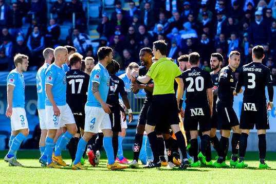 Örebros spelare irriterade
