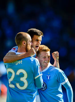 Malmö FFs Alexander Jeremejeff jublar  med Jo Inge Berget