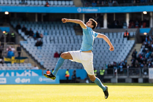 Malmö FFs Alexander Jeremejeff jublar