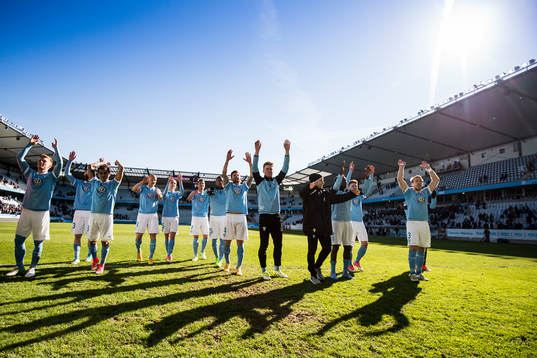 Malmö FFs spelare jublar
