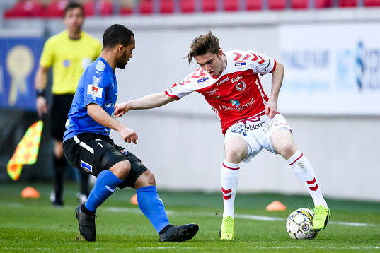 Kalmars Carl Johansson och Halmstads Nikolai Alho