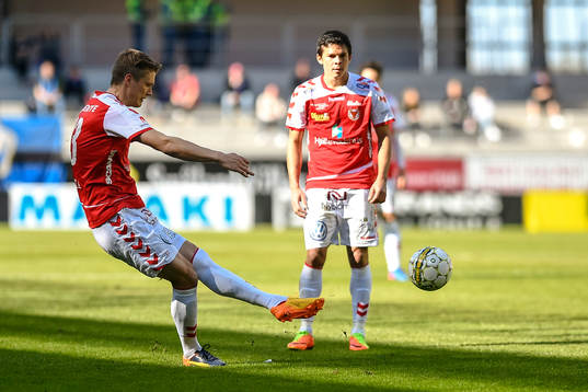 Kalmars Viktor Elm gör 2-0