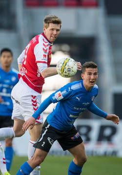 Kalmars David Elm och Halmstads Adnan Kojic