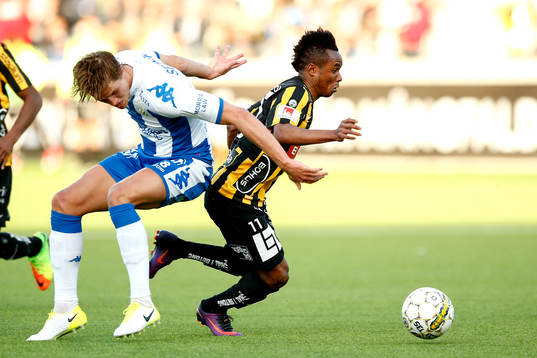 Häckens Nasiru Mohammed och IFK Göteborgs Thomas Rogne