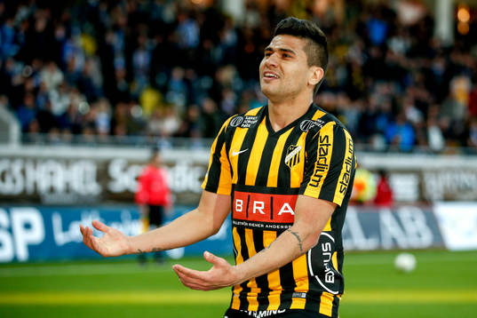 Häckens Paulinho jublar