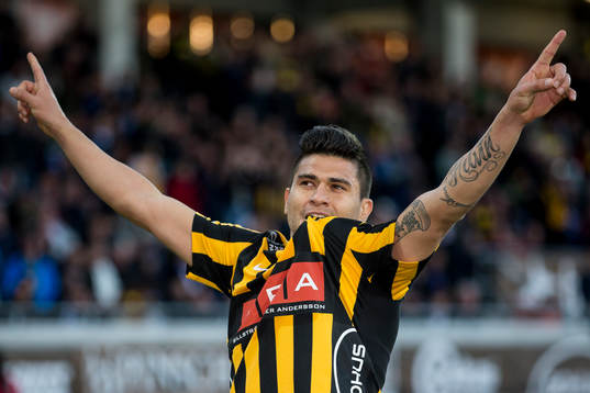 Häckens Paulinho jublar