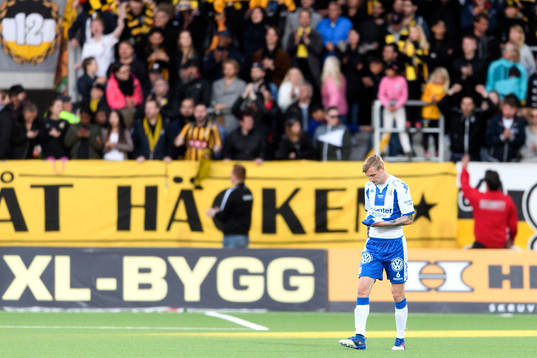 IFK Göteborgs Sebastian Eriksson deppar
