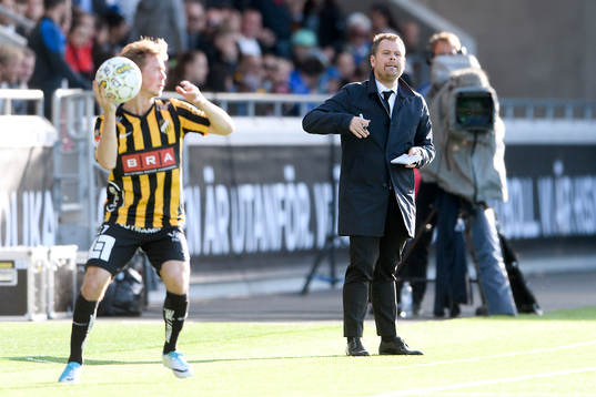 Häckens tränare Mikael Stahre