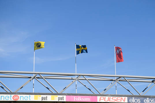 Flaggor på Borås arena