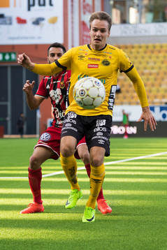 Elfsborgs Viktor Prodell och Östersunds Fouad Bachirou