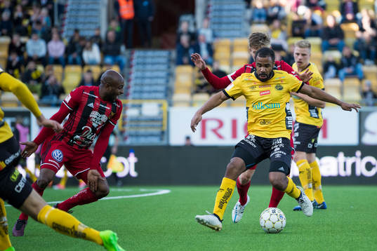 Elfsborgs Alex Dyer och Östersunds Fouad Bachirou