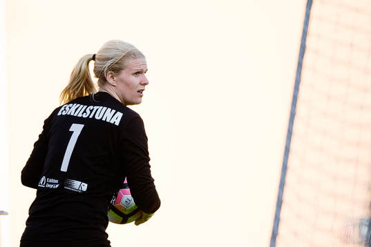Eskilstunas målvakt Emelie Lundberg