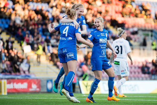 Eskilstunas Glodis Perla Viggosdottir och Annica Svensson