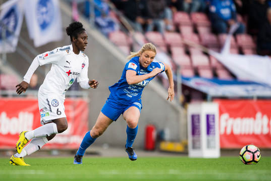 Rosengårds Anita Asante mot Eskilstunas Mimmi Larsson