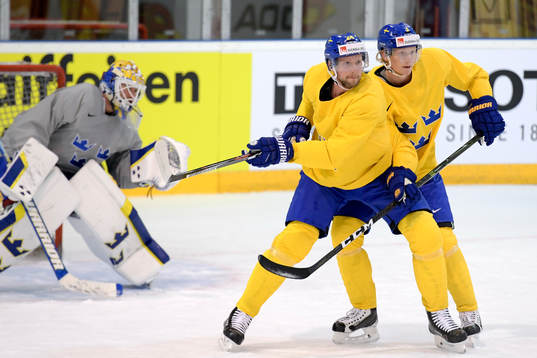 Sveriges Alexander Edler och John Klingberg