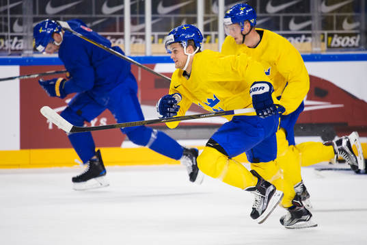 Bläddra bland fler bilder av Ishockey, inför ishockey-VM 2017, Sverige, träning