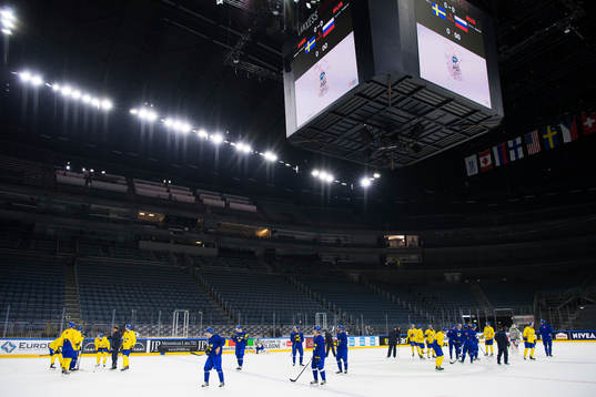 Generell vy över Sveriges ishockeylandslags träning