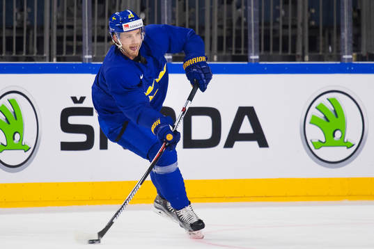 Elias Lindholm