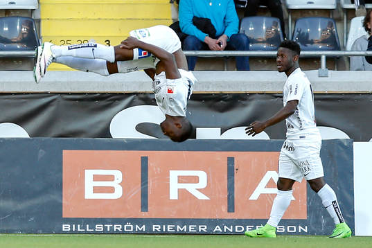 Sirius Moses Ogbu jublar