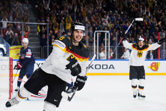 Bläddra bland fler bilder av Ishockey, ishockey-VM 2017, dag 1, USA - Tyskland