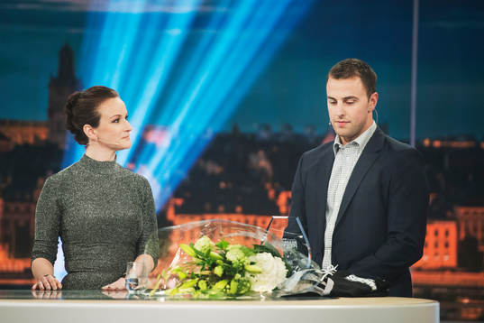 Lena Sundqvist och Joakim Lindström i studion