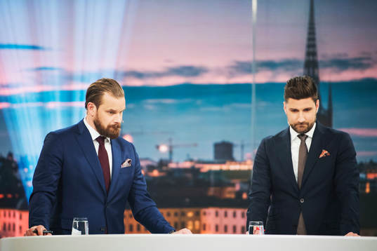Sanny Lindström och Björn Oldeen i studion