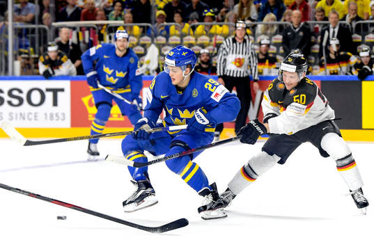 Sveriges William Nylander och Tysklands Patrick Hager