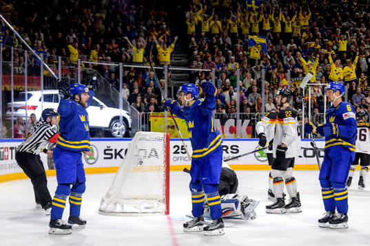 Sveriges Linus Omark, Marcus Krüger och Anton Strålman
