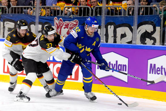 Tysklands Konrad Abeltshauser och Patrick Reimer  och