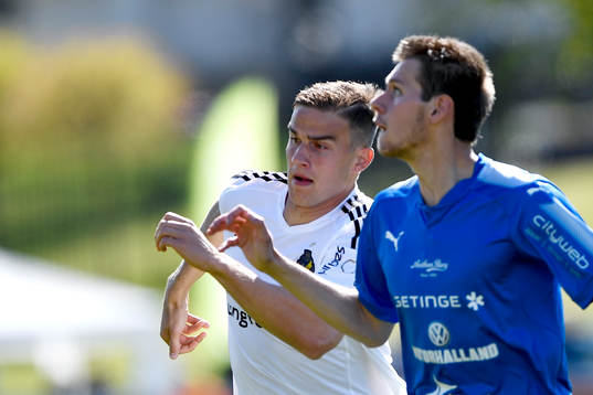 s Eero Markkanen och Halmstads Marcus Johansson