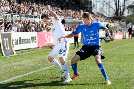 s Stefan Ishizaki och Halmstads Marcus Johansson