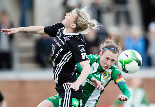 Piteås Emelie Lövgren i en nickduell med Hammarbys Olga