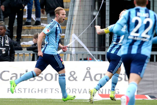 Djurgårdens Gustav Engvall jublar