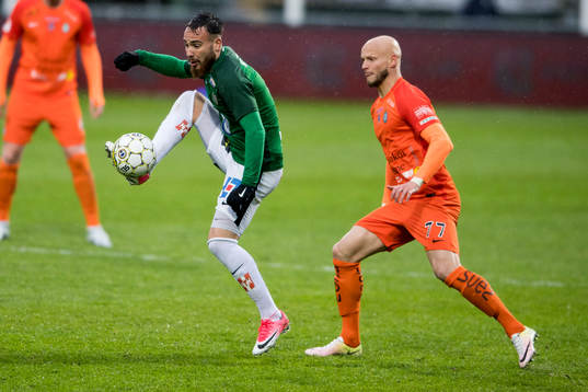 Jönköpings Dzenis Kozica och AFC Eskilstunas Zourab