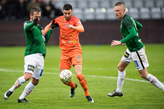 Jönköpings Fredric Fendrich och AFC Eskilstunas Sasa Matic