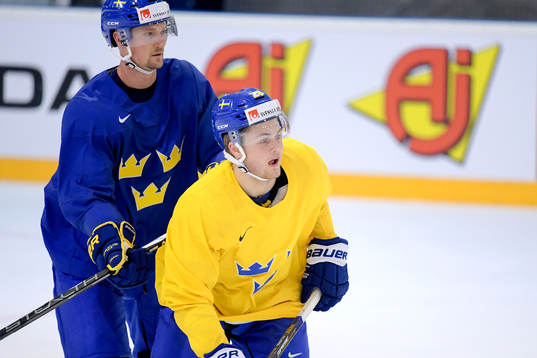 Anton Strålman och William Nylander på Sveriges