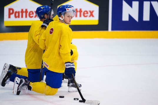 William Nylander på Sveriges ishockeylandslags träning